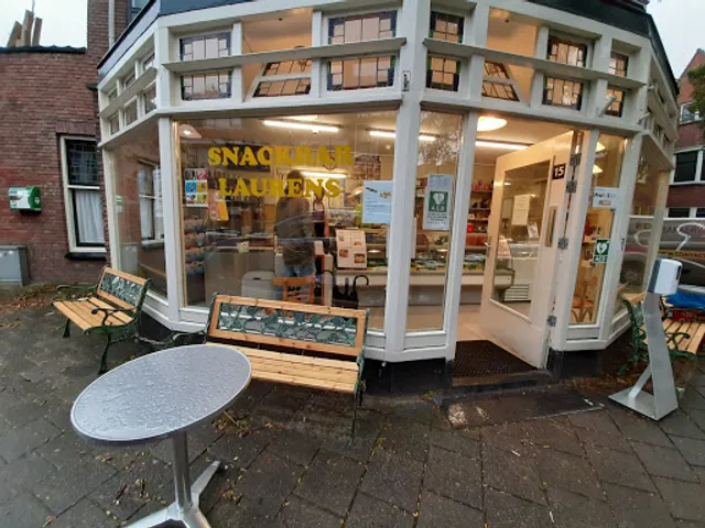 Snackbar Laurens