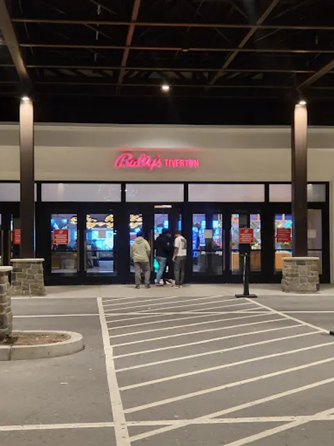 Casino Cafe & Grille