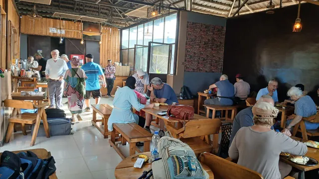 Engocha Cafe & Restaurant