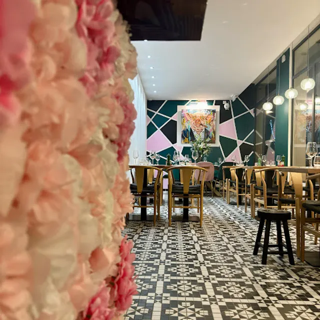 Le Cochon Qui Fume Arles