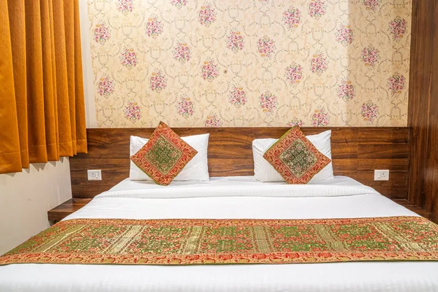 ORCHID PETAL NANDINI GRAND