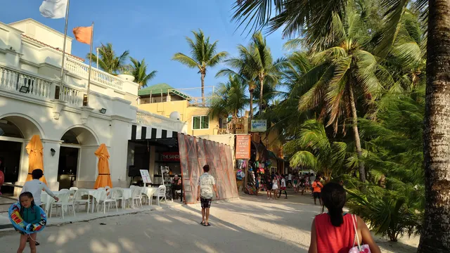 Galleria de Boracay Hotel