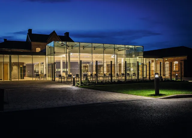 Warner Hotels - Studley Castle