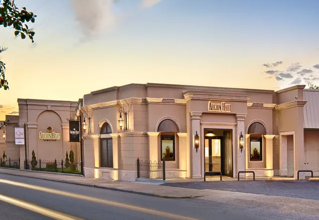 Aucoin Hart Jewelers