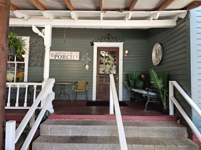 Stax's Drake House Restaurant