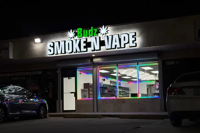 Budz Smoke N Vape