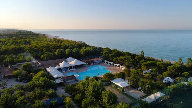 Pineto Beach Village & Camping