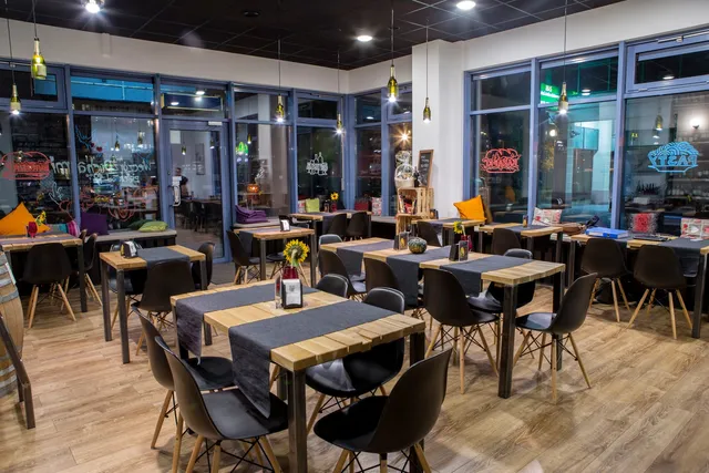 KAVIARNIOTEKA WINING&DINING