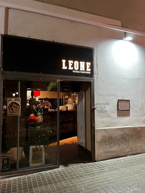 Leone Pizzeria Tradizionale Universidad