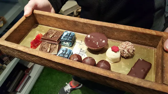 Chocolat by Adam Turoni