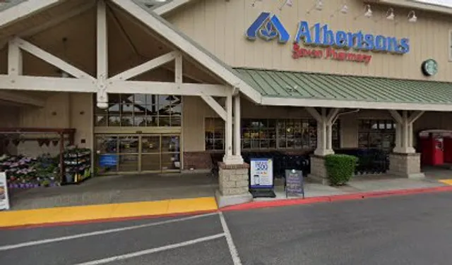 Oak Knolls Shopping Center South