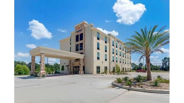 Comfort Suites West Monroe near Ike Hamilton Expo Center