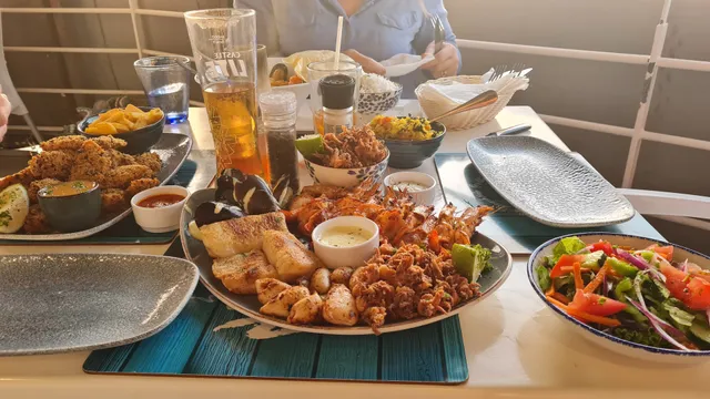 Catch 22 Beachside Grille and Bar