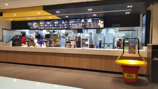 McDonald's West Lakes