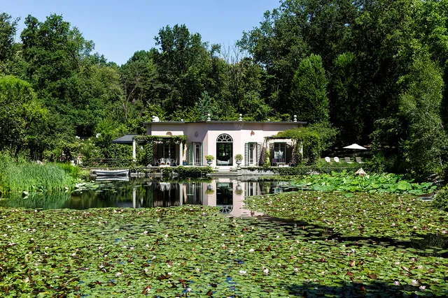 Relais La Foleia - Luxury Villas With Private Lake