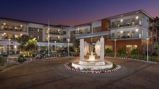 Vivante Newport Mesa