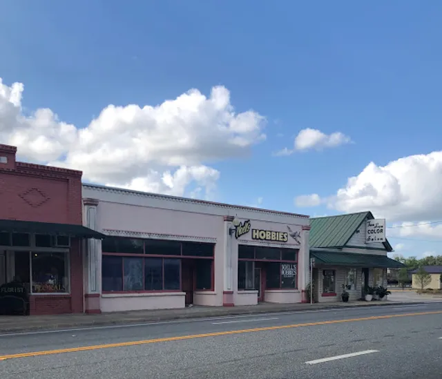 Miz Kathi’s Cotillion Southern Cafe