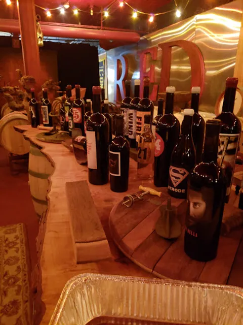 Engine House 25 Tasting Room