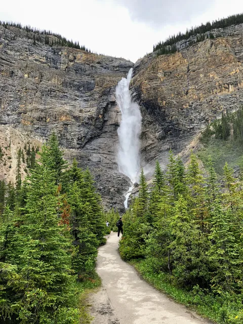 Takakkaw Falls
