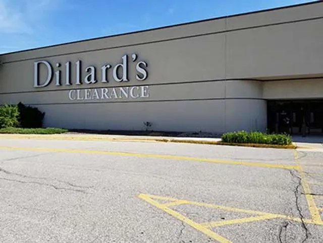 Dillard's Clearance Center
