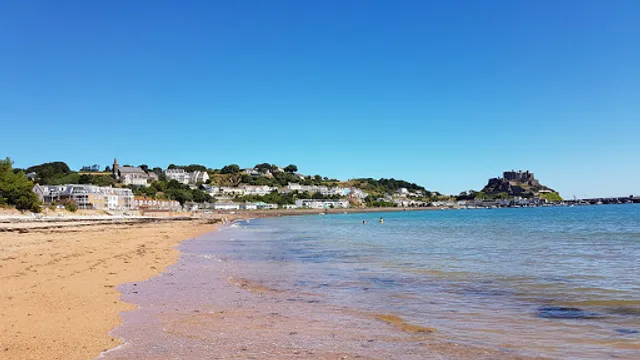 Rhona's at the Beach