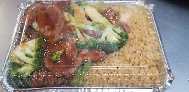 Main Moon Chinese Restaurant