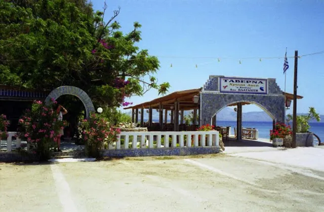 Taverna Koulis - Rooms to rent