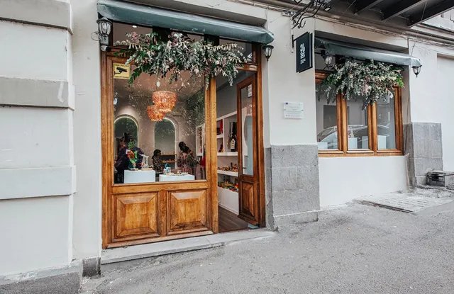 Social Concept Store ESKI