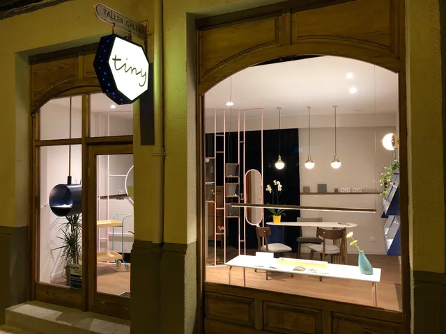 Tiny Joyería de diseño. Alianzas personalizadas, joyas por encargo, transformación de joyas.