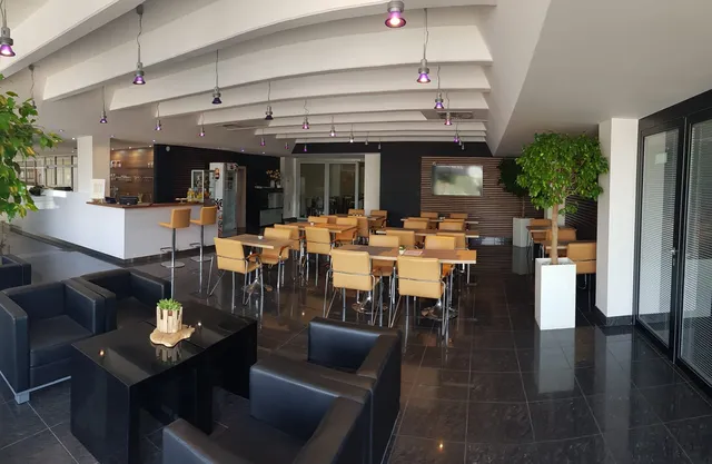 Tempus - Reštaurácia