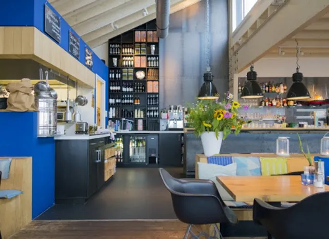 Loods Lounge Restaurant