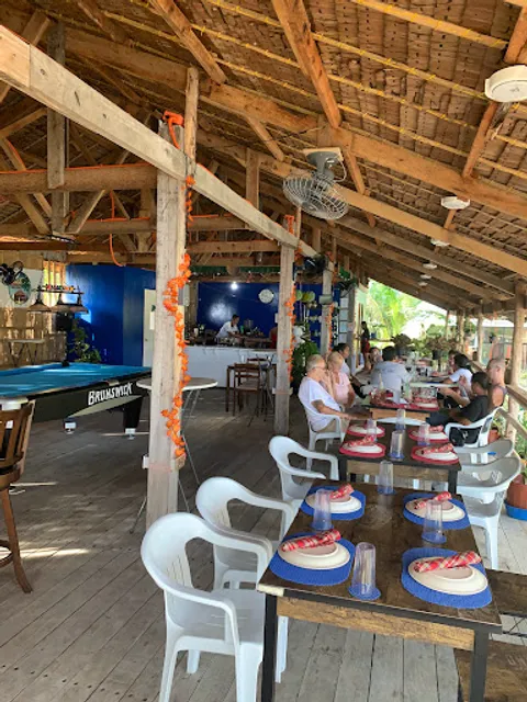 LK's FantaSea Bar & Grill