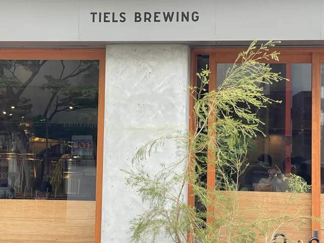 Tiels Tea & Taps