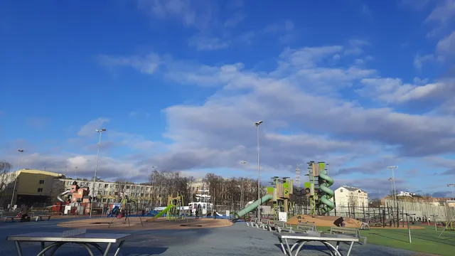 Centra sporta kvartāla rotaļu laukums