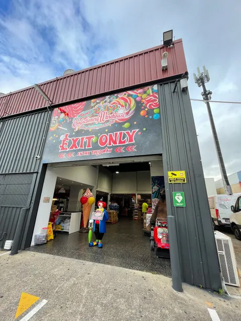 Tom's Confectionery Warehouse