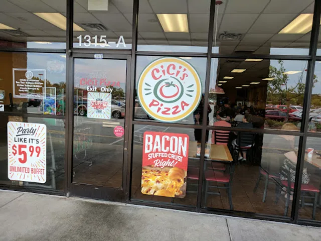 Cicis Pizza