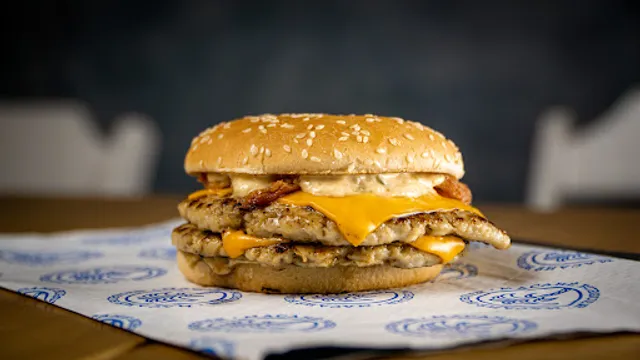 Macahé Burguer - Centro