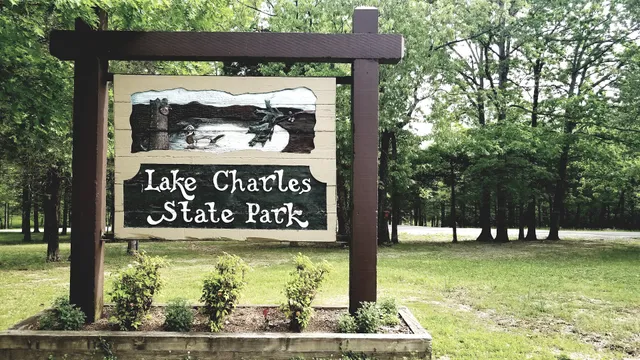 Lake Charles State Park