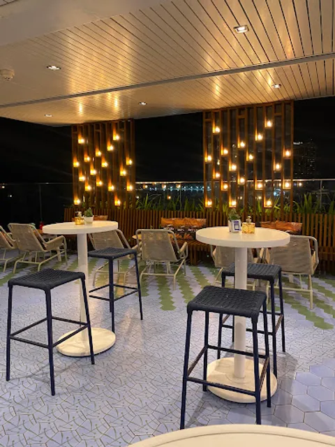 Sky Leme | Rooftop & Lounge
