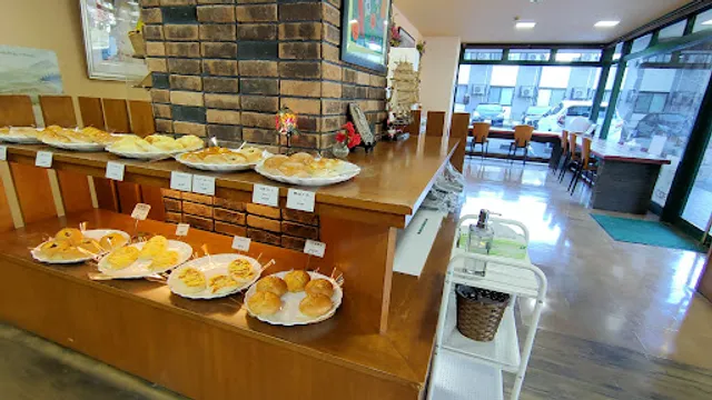 パン工房セタロウ 医科大店