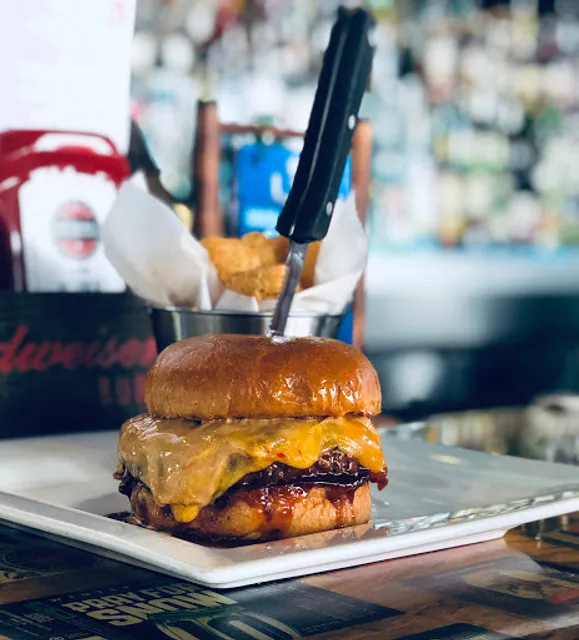 Cold Beers & Cheeseburgers