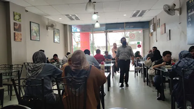 Restoran Bunga Cengkih Dengkil
