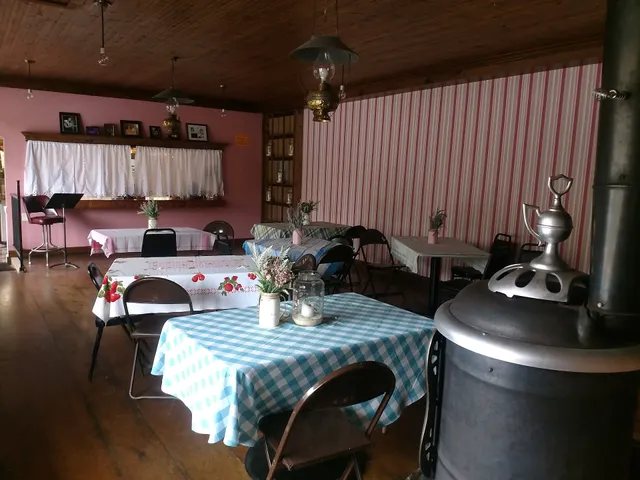 Home Comfort Restaurant