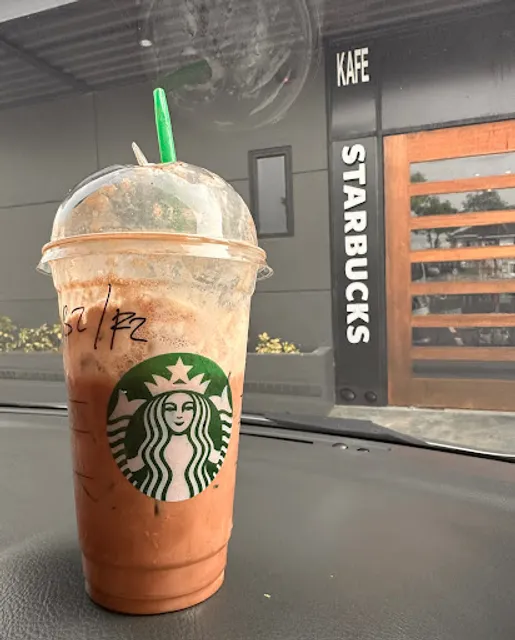 Starbucks PETRONAS Heights Drive DT