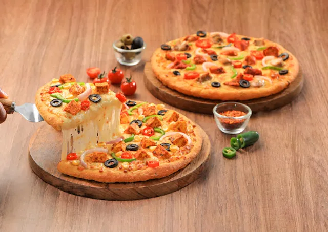 MOJO Pizza - India's Highest Rated Pizza Chain
