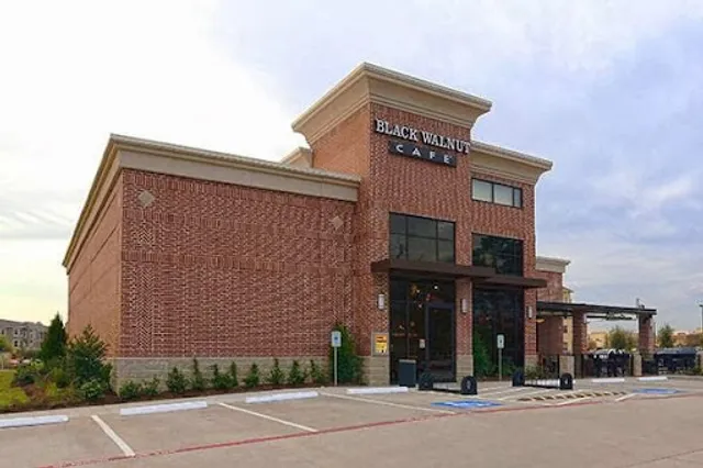 Black Walnut Kitchen & Bar - Vintage Park