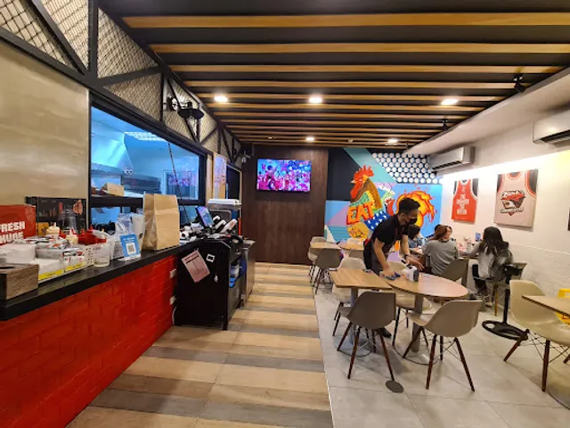 Zark's Burger Eton Centris Branch