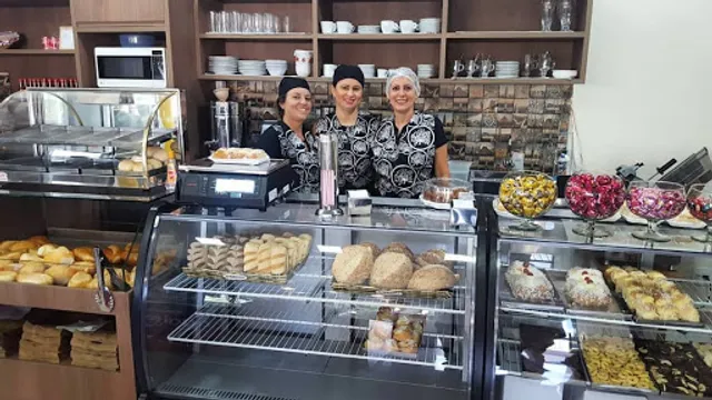 La Torre Conveniencia