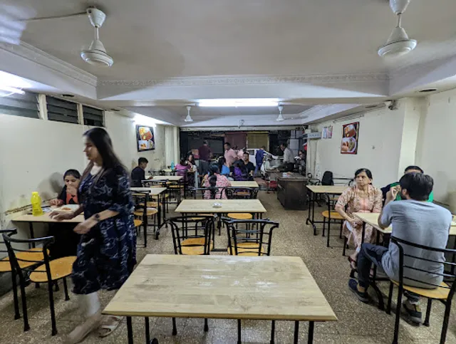 Indore Pav Bhaji & Kulfi House