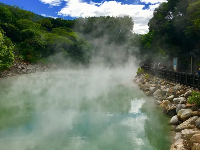 Quanyuan Park (Public hotspring)